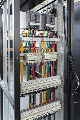 Cabinet 48V de serveur de l'unité de distribution d'énergie de PDU de Data Center 22U