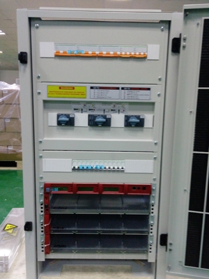 Bravo de TSI 24/230 inverseur 1.5kva 1.2kw 24Vdc à C.A. de C.C pour la basse tension CC P/N T321720201
