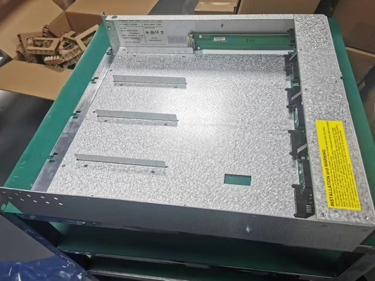 CE+T STI énergie BRAVO 24/48V 230VAC 2U électricité Étagère pour armoire de 19 pouces