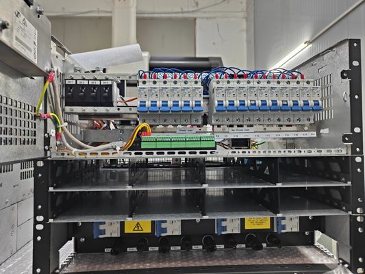 Custom made Hybrid Solar System FP2 48V 12+12.8KW 400V+N BD LD 3 phase 230V Telecom Power System with PV connection