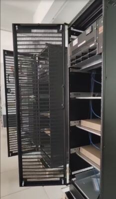 Eltek FPC 24kW -48V DC Armoire d'alimentation intérieure Contrôleur Smartpack S personnalisé pour les stations de base de télécommunications