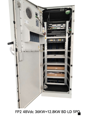 Armoire d'alimentation hybride solaire 48 V CC 36 + 12,8 kW avec boîtier de type 4 et modules Flatpack2