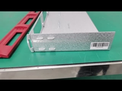 T302002000 Étagère de la boîte à outils